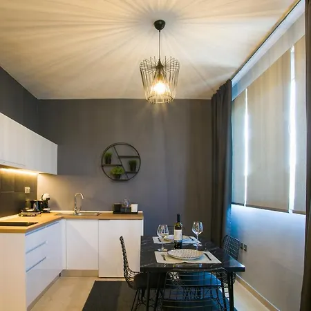 Marizas Luxury #2 * Salonicco